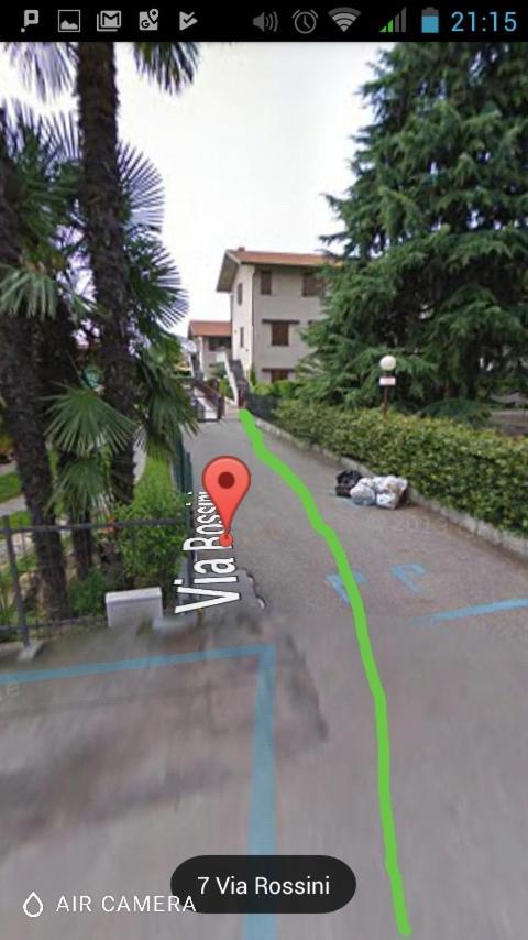 Villetta Rossini Appartamento Da Condividere Con Me Luciano Servizio Ospiti Taxi Driver Navetta No Wifi 2 Camera Da Letto Per 5 Persone Valbrembo Bagian luar foto